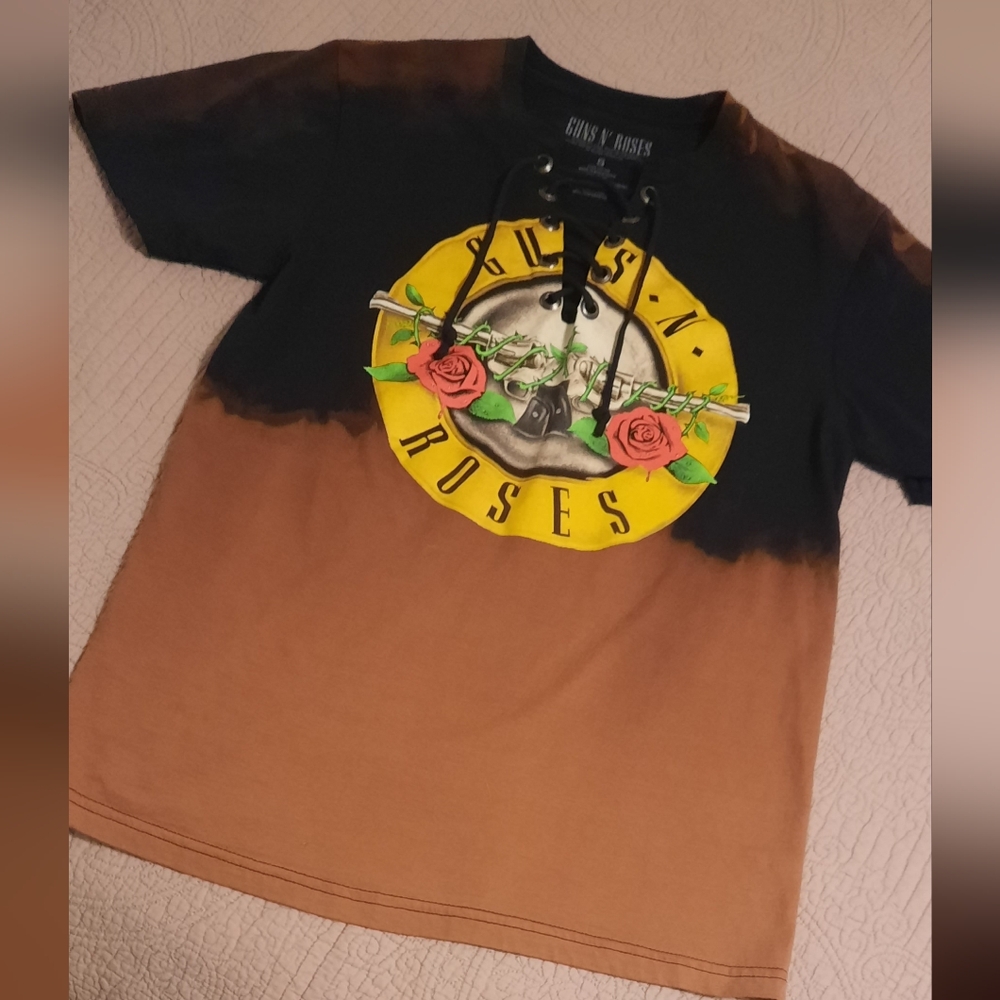 Customized Guns N' Roses Tee - Picture 4 of 6